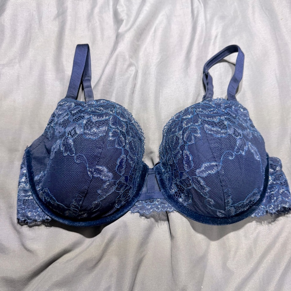 La Senza so free blue lace bra size 34DD